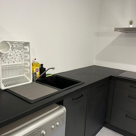 Gite Le Charme Citadin 55 M² Avec Exterieur Valenciennes Esterno foto