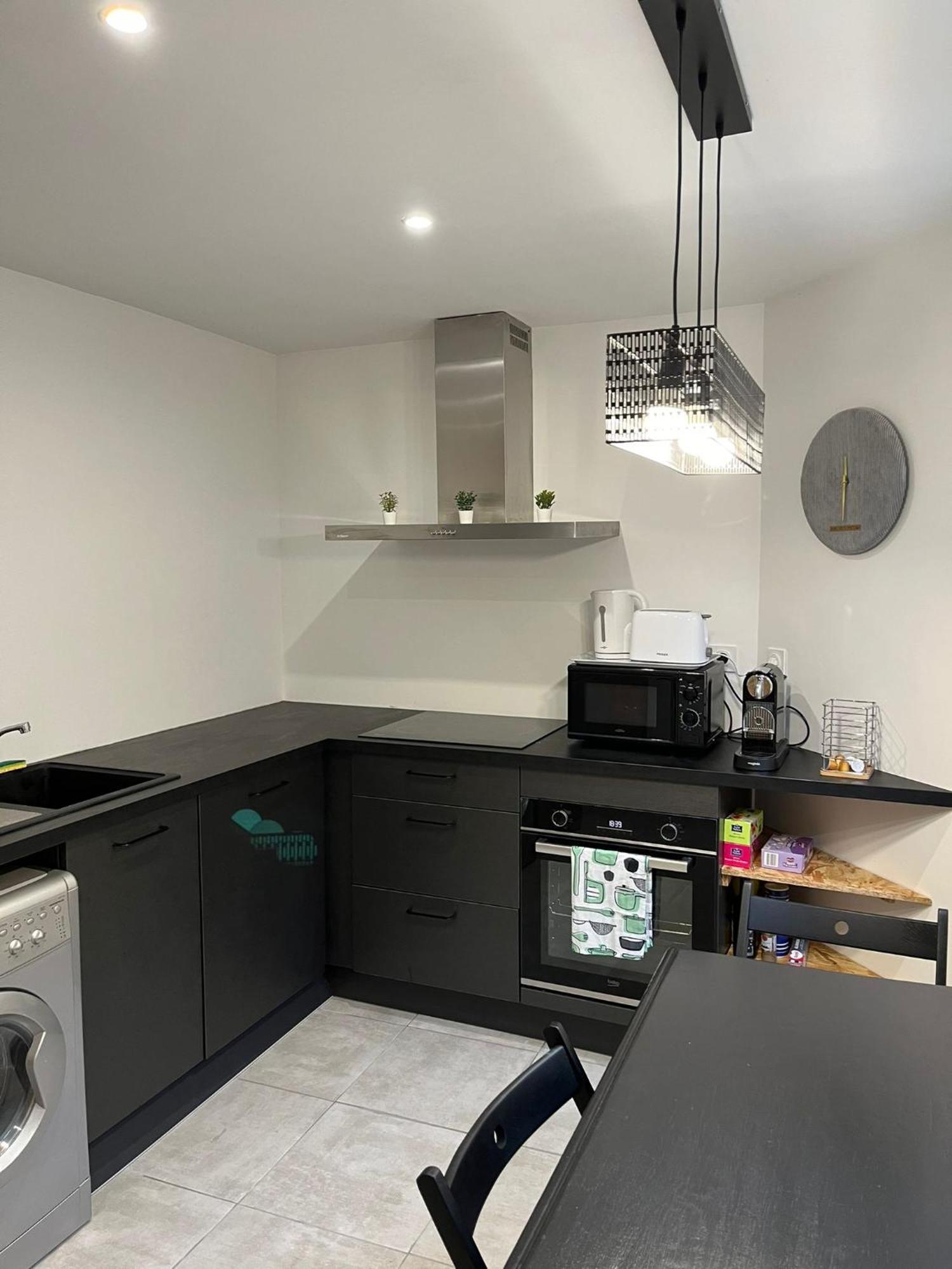 Gite Le Charme Citadin 55 M² Avec Exterieur Valenciennes Esterno foto