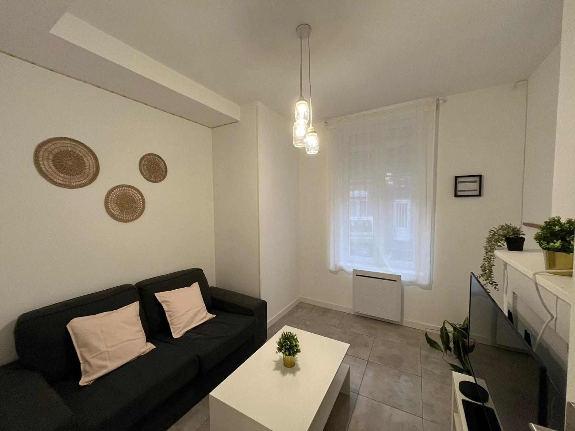 Gite Le Charme Citadin 55 M² Avec Exterieur Valenciennes Esterno foto